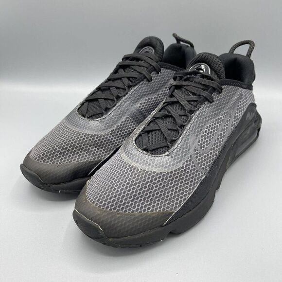 Nike Air Max 2090 Size Youth 7 Women's 8.5 Black Grey Shoes Sneakers CJ4066-001 - Picture 6 of 10